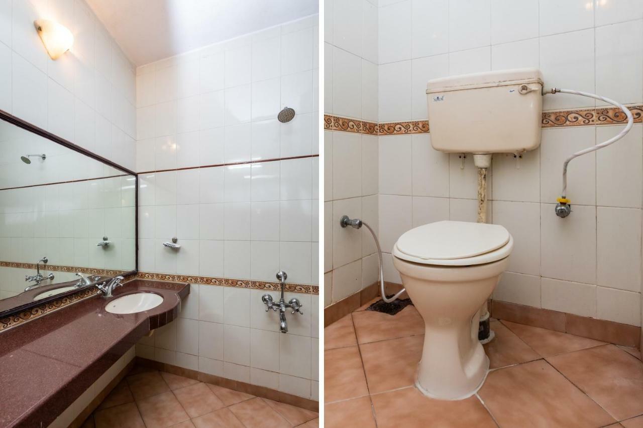 Oyo 38142 Girdhar Mahal Hotell Indore Exteriör bild